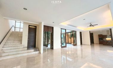 Disewakan Rumah Mewah Bagus lokasi Strategis Kemang Pejaten