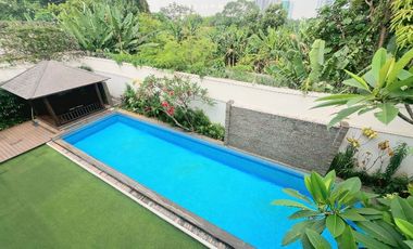 Disewakan Rumah Mewah Bagus lokasi Strategis Kemang Pejaten