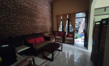 disewakan rumah semi furnished di komplek perumahan pilang Cirebon