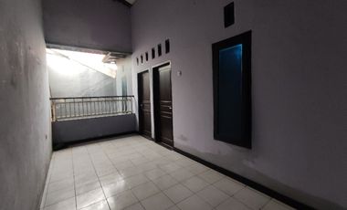 disewakan rumah semi furnished di komplek perumahan pilang Cirebon
