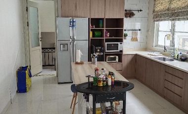 Di jual rumah mewah di dalam komplek Balikpapan baru