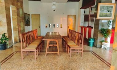 komersial cafe samping universitas kristen Satya wacana salatiga