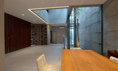 Disewakan rumah cantik baru, siap huni di Lebak Bulus Indah