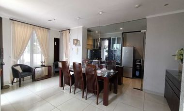 Disewakan Rumah/Town House Cosmo Park di atas Mall Thamrin City