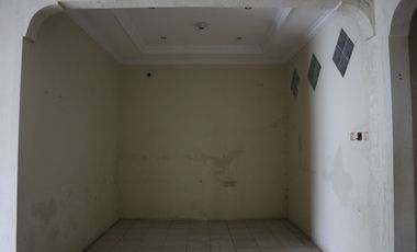 Rumah 3 Kamar Hoek Tangerang Selatan