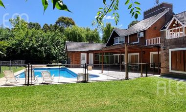 Casa en VENTA en El Ombu