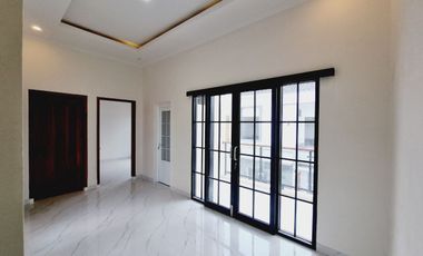 Rumah solo kota mewah di perumahan nusukan banjarsari