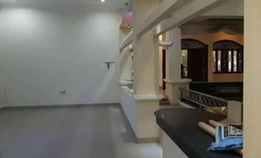 Dijual Rumah Megah ada SwimmingPool pinggir jalan nasional, 2.050, SHM