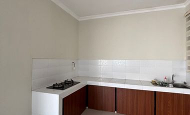 Disewakan Rumah Cluster Oakwood Elysium Residence Lippo Cikarang