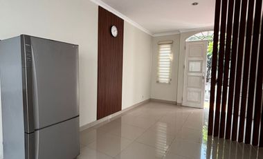 Disewakan Rumah Cluster Oakwood Elysium Residence Lippo Cikarang