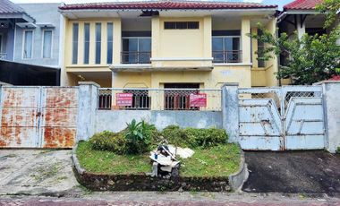 Rumah disewakan di Wiyung, Surabaya