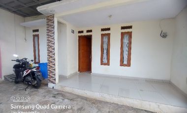 rumah bagus siap huni di jatirangga kranggan bisa msk mobil