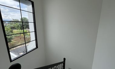 Dijual rumah strategis dekat stasiun citayam depok