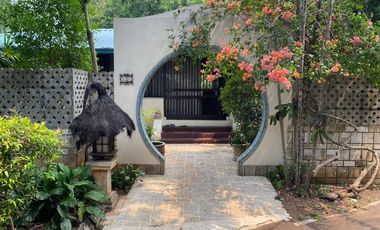 Dijual Cepat Rumah dengan lokasi Strategis di Cilandak Barat