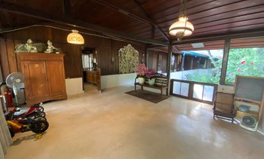 Dijual Cepat Rumah dengan lokasi Strategis di Cilandak Barat