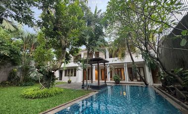 disewakan rumah mewah asri lokasi strategis pejaten area