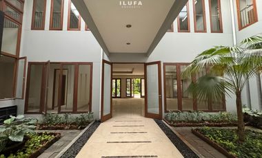 disewakan rumah mewah asri lokasi strategis pejaten area