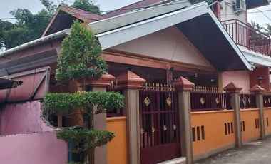 DI JUAL SEPAKET RUMAH 2 LANTAI DEKAT RAMAYANA MALL SORONG