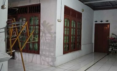 Rumah Kesambi Melati Suci