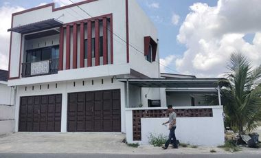 Dijual Rumah Jln Uka, KM 3 Pekanbaru.