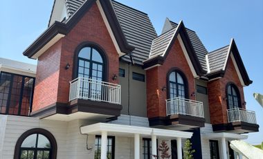 Dijual Rumah 2 Lantai Desain Eropa di Tengah Kota Malang dekat UB