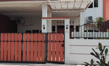 Jual rumah 2 lantai dekat komplek pertamina purwomartani kalasan slema