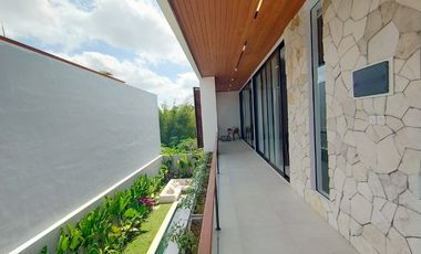 PROMO VILLA MODERN TOP INTERIOR & FURNISHED DEKAT PANTAI BATU BOLONG