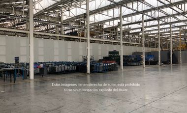 Nave Industrial en Venta y Renta en Casa Bella