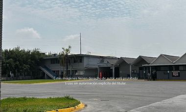 Nave Industrial en Venta y Renta en Casa Bella