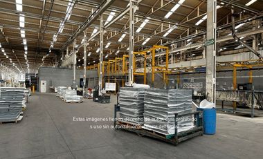 Nave Industrial en Venta y Renta en Casa Bella