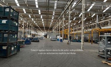 Nave Industrial en Venta y Renta en Casa Bella