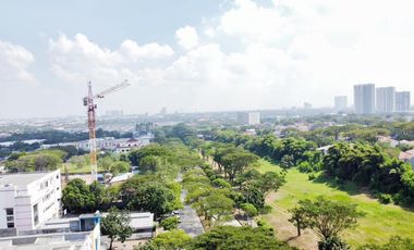 DISEWAKAN TANAH COMMERCIAL DI LIPPO CIKARANG DENGAN VIEW DANAU