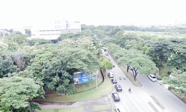DISEWAKAN TANAH COMMERCIAL DI LIPPO CIKARANG DENGAN VIEW DANAU