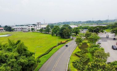 DISEWAKAN TANAH COMMERCIAL DI LIPPO CIKARANG DENGAN VIEW DANAU