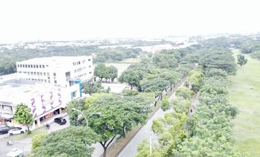 DISEWAKAN TANAH COMMERCIAL DI LIPPO CIKARANG DENGAN VIEW DANAU