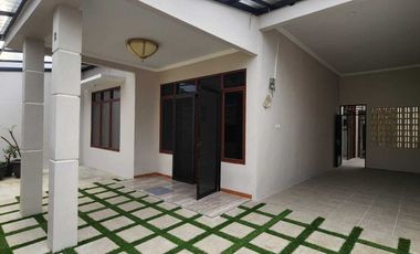 Dijual Rumah di CBD Simatupang lokasi strategis Rancho Indah