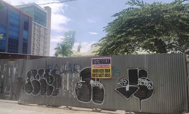 DISEWAKAN RUMAH JL HAJI BAU MAKASSAR