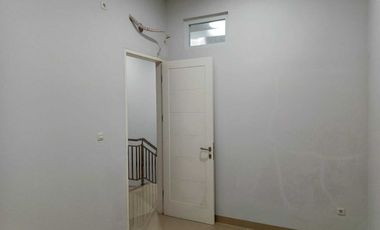 Dijual Rumah Baru Minimalis 2 1/2 Lantai Di Duri Kosambi Jakarta Barat