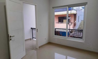 Dijual Rumah Baru Minimalis 2 1/2 Lantai Di Duri Kosambi Jakarta Barat