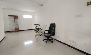 Rumah 2 Lantai Strategis di Royal Tajur Kota Bogor
