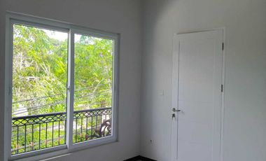 Dijual Rumah Baru Minimalis 2 1/2 Lantai Di Duri Kosambi Jakarta Barat