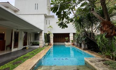 Disewakan rumah minimalis dekat senayan lokasi premium