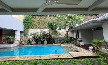 Disewakan rumah minimalis dekat senayan lokasi premium