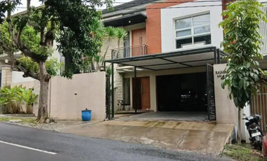 Hunian Lux 2 Lt FULL FURNISHED di Jl. Rajabasa Raya dekat GOR Jatidiri