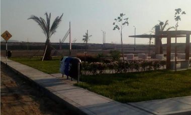 VENTA DE 2 LOTES JUNTOS EN URBANIZACIÓN SOL DE PARACAS