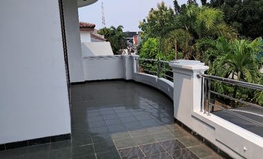 Rumah di Town House Villa Kedoya