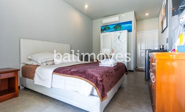 Dijual Guest House Cantik Enam Kamar Tidur Di Tepi Pantai Sanur