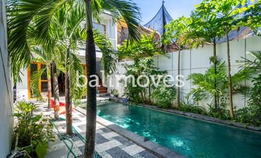 Dijual Guest House Cantik Enam Kamar Tidur Di Tepi Pantai Sanur