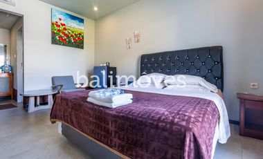 Dijual Guest House Cantik Enam Kamar Tidur Di Tepi Pantai Sanur