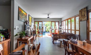 Dijual Guest House Cantik Enam Kamar Tidur Di Tepi Pantai Sanur